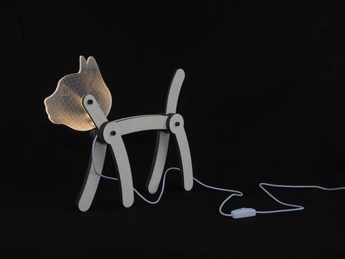 Luminária LED em formato de gato, cor marrom.