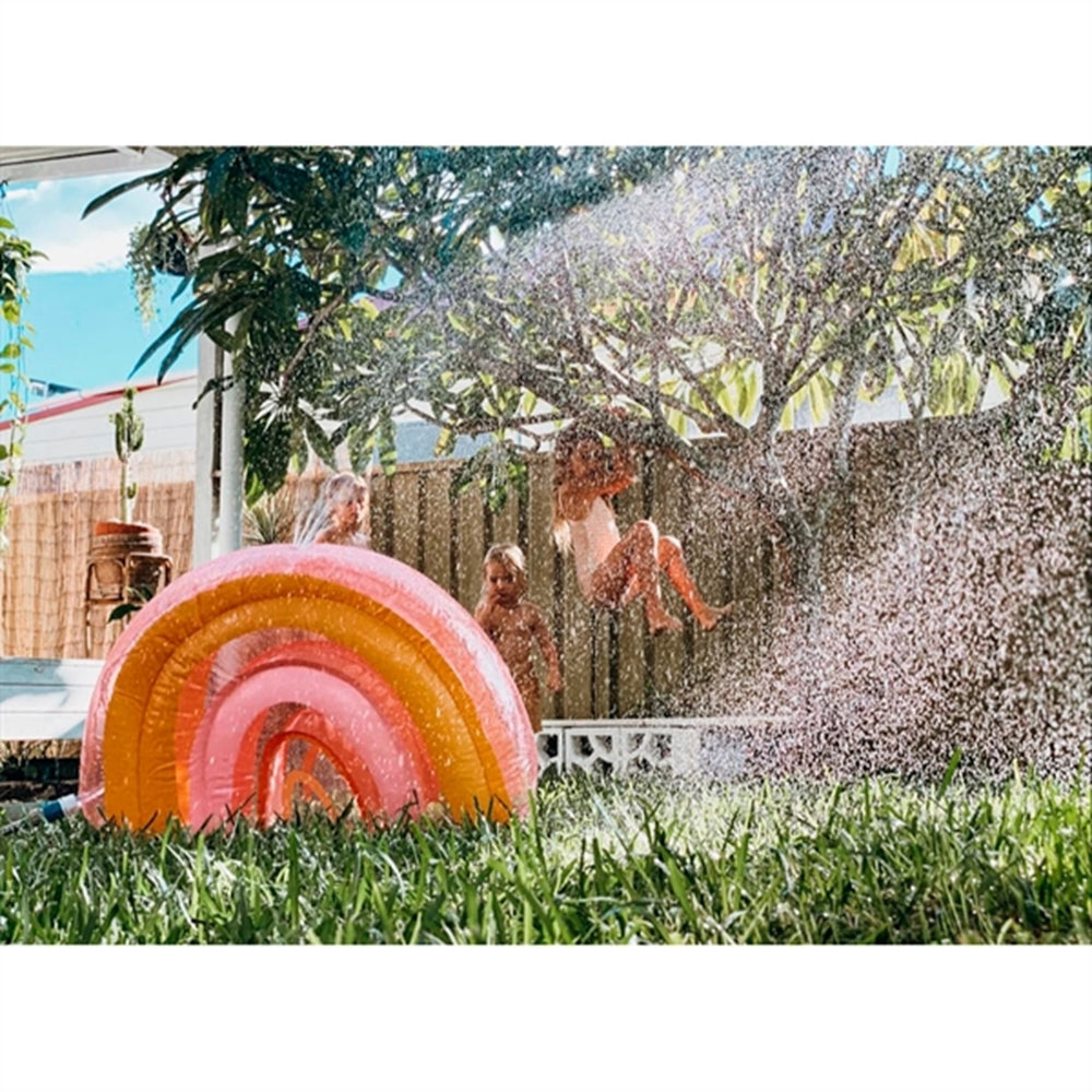 Køb SunnyLife Oppustelig Sprinkler Rainbow