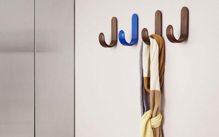 Normann Copenhagen Curve Hook haak ash