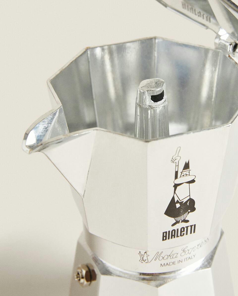 Cafeteira Bialetti para 6 xícaras