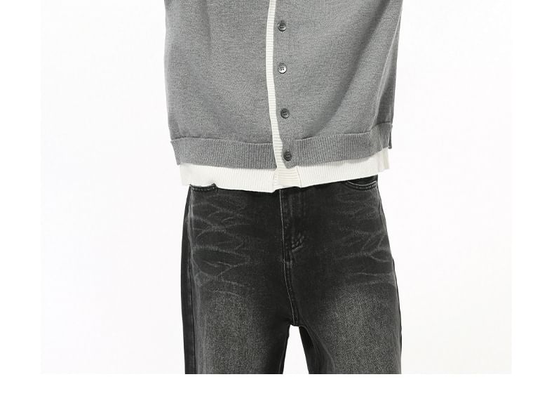 FAERIS - V-hals vest met contrasterende rand