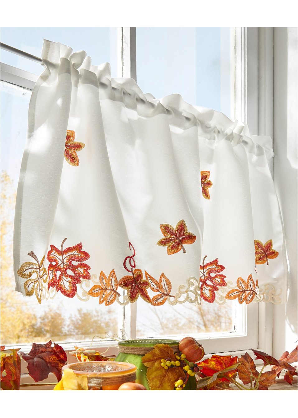 Brise-bise avec broderie feuilles