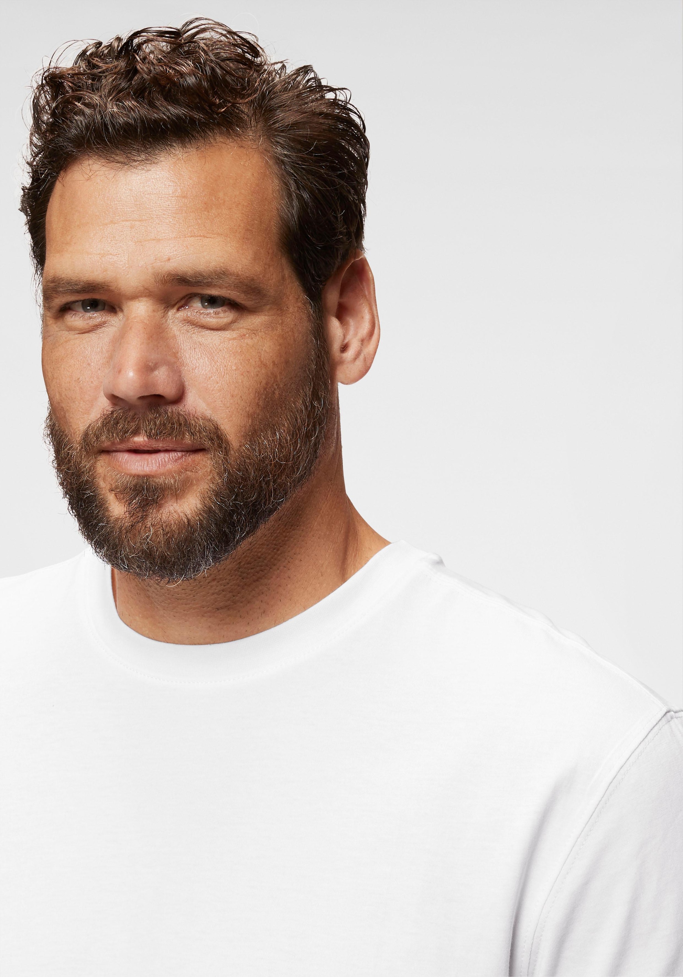 Man's World Rundhalsshirt , Kurzarm,  Regular Fit,  unifarben,  Rundhals,  aus Baumwolle