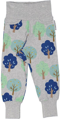 Geggamoja Bukser, Trees