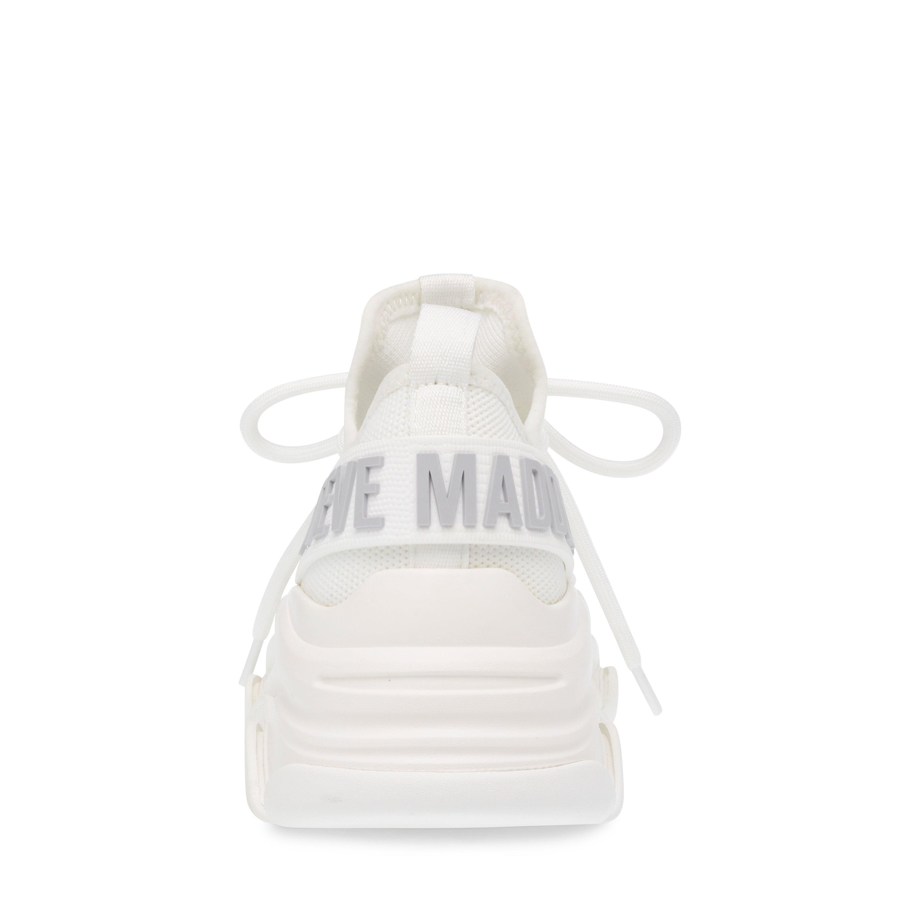 Steve Madden Protege e Sneakers.
