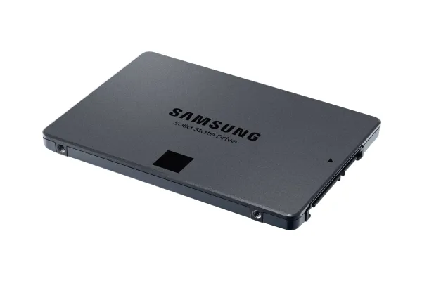 Samsung 870 QVO MZ-77Q8T0BW - SSD - krypteret - 8 TB - intern - 2.5