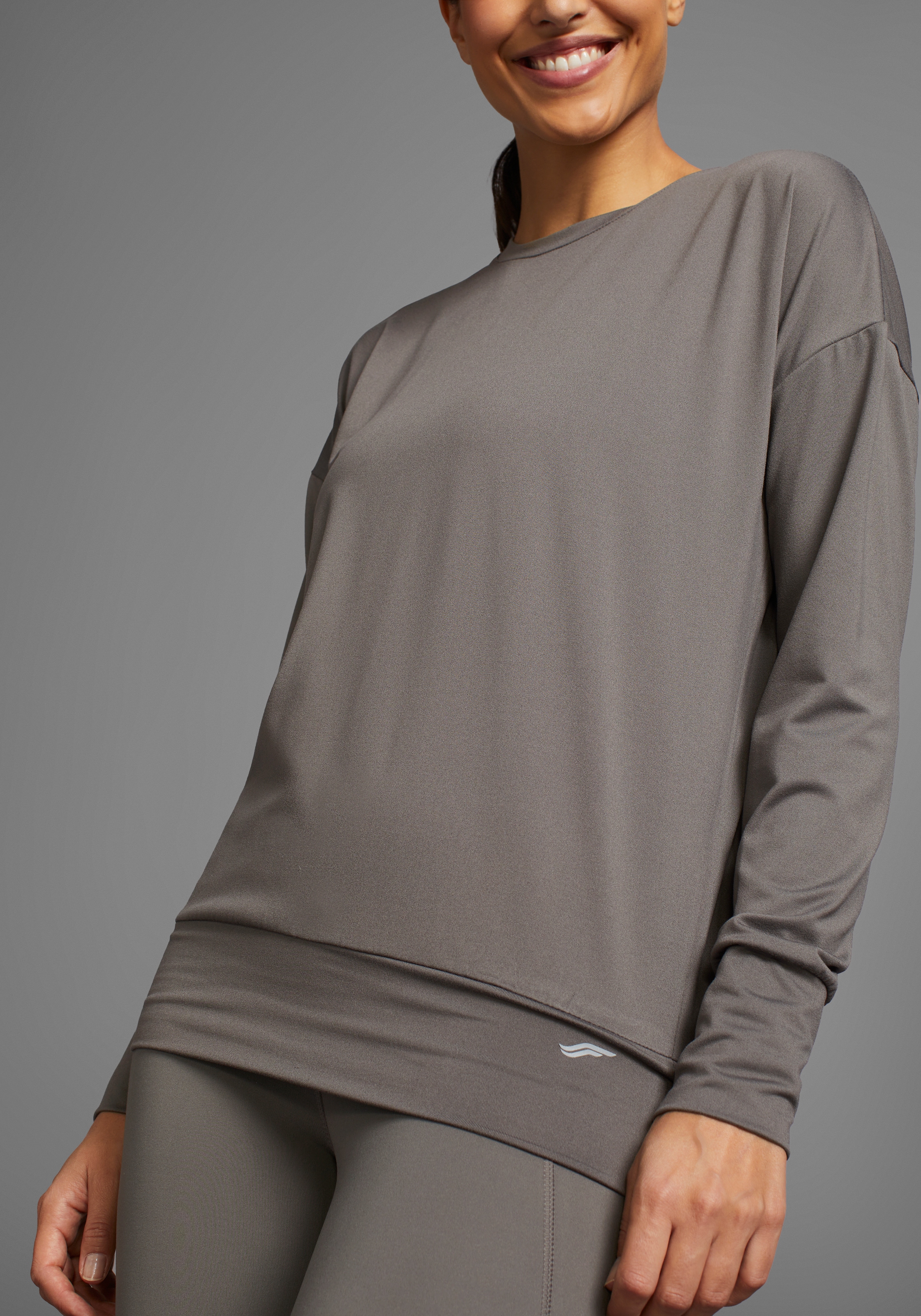 FAYN SPORTS Yogashirt, 2er-Packer Packung, Atmungsaktiv & schnelltrocknend im praktischen 2er-Pack