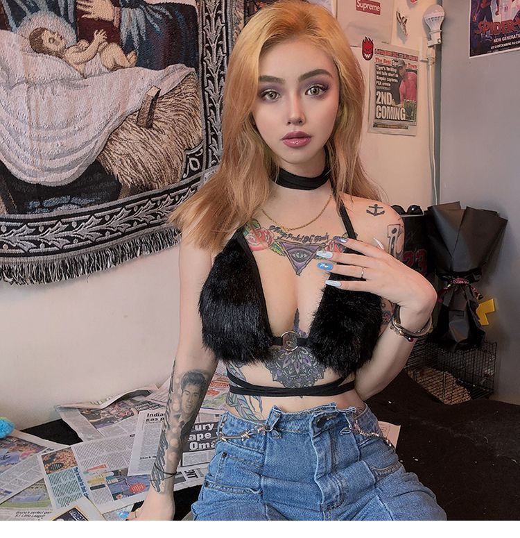 Bababy - Fluffy Bralette met gekruiste bandjes