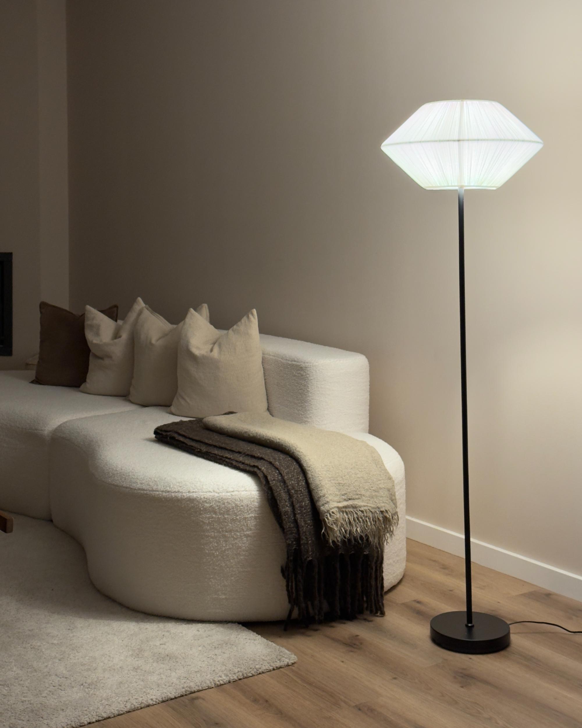 Staande lamp MAKETSI Metaal Zwart