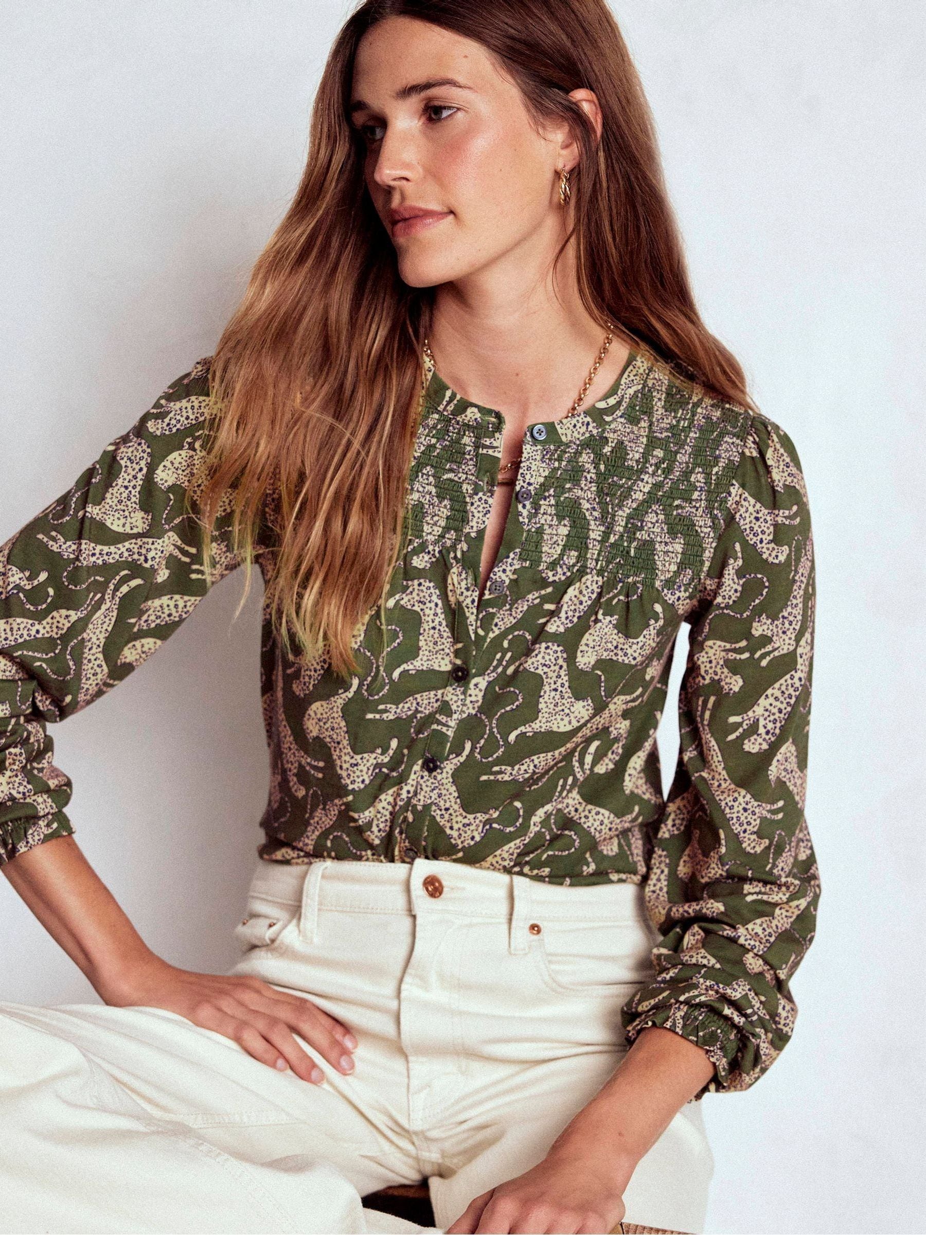 Groen - Boden Elsa Smocked Yoke Jersey Shirt