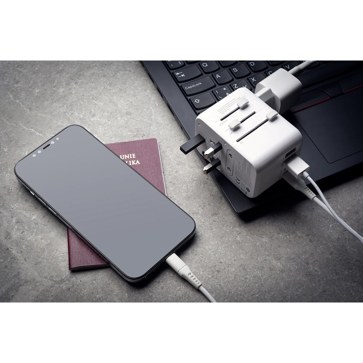 Fixed World 65W reiseadapter (hvit)