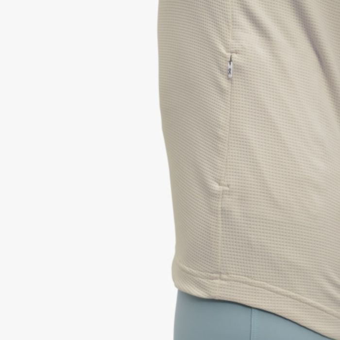 On Dame Mellemlag Climate Shirt Hvid