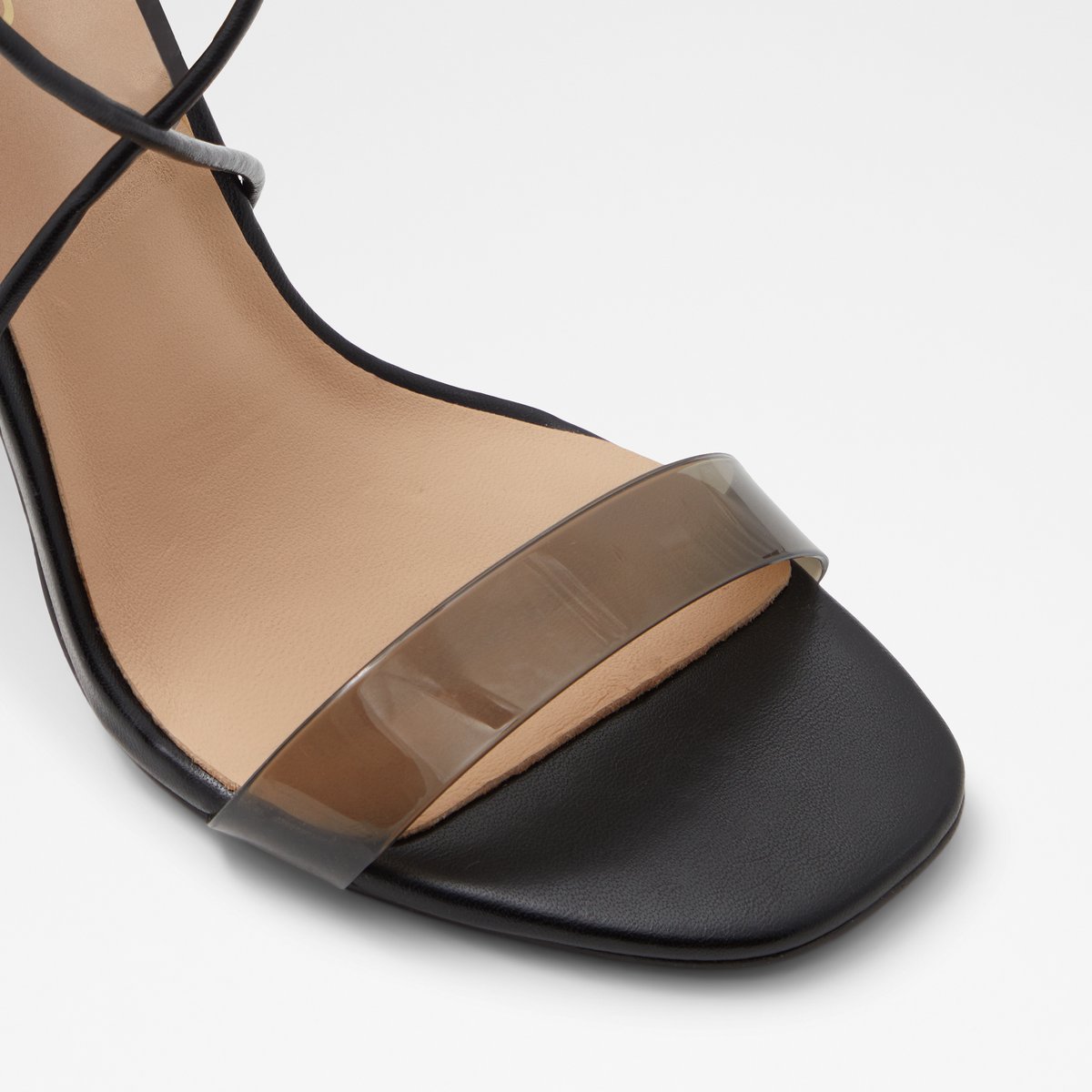 Onardonia Black Women Heeled sandals