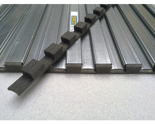 LEWIS® PE afdichtingsprofiel 586 mm x 25 mm Verpakking = 12 stuks