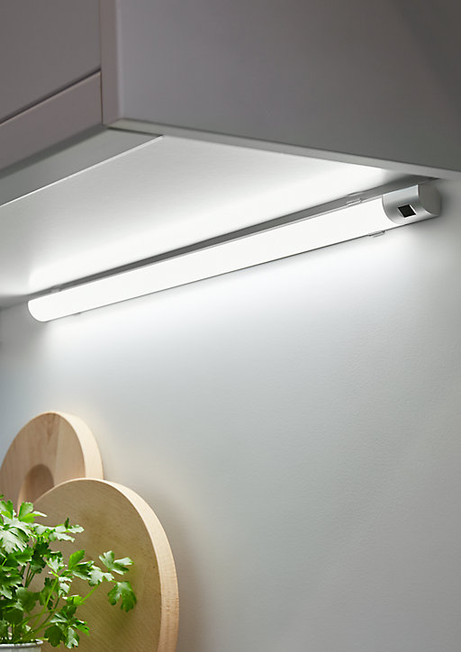 Réglette corner à détection LED Diall Noona argent 4,5W 30 cm IP20