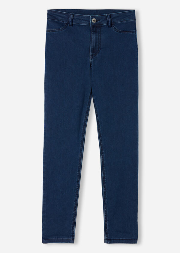 Jeans com efeito push-up e toque macio