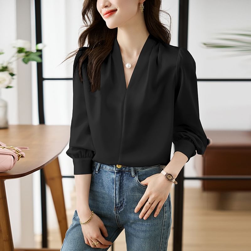 Luminato - Blouse met pofmouwen en V-hals