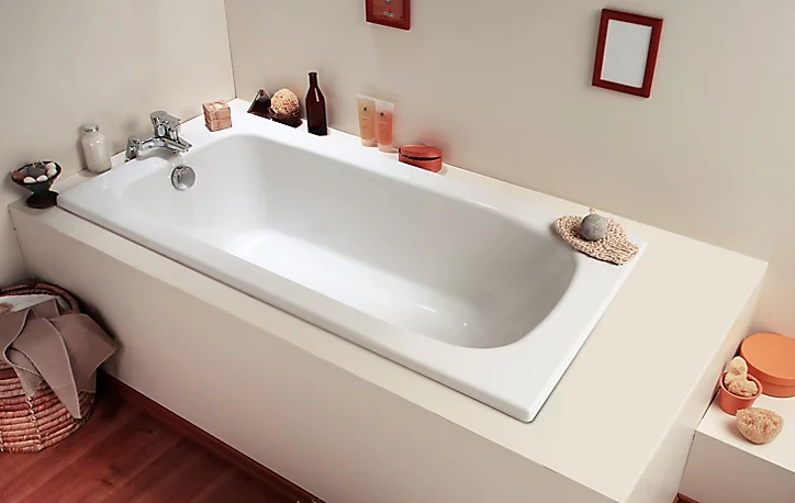 Baignoire rectangulaire Allibert Flavis L.150 x l.70 x H.42 cm en Toplax coloris blanc avec pieds