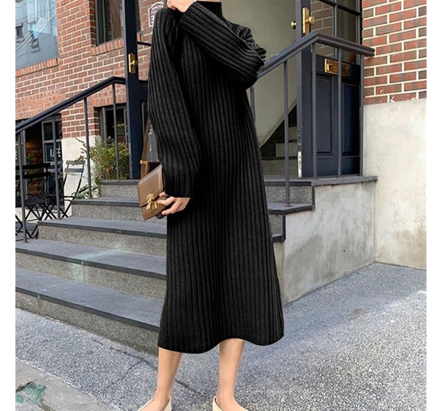 Honey River - Lange mouwen, geribbelde midi-jurk met col en effen ribbels