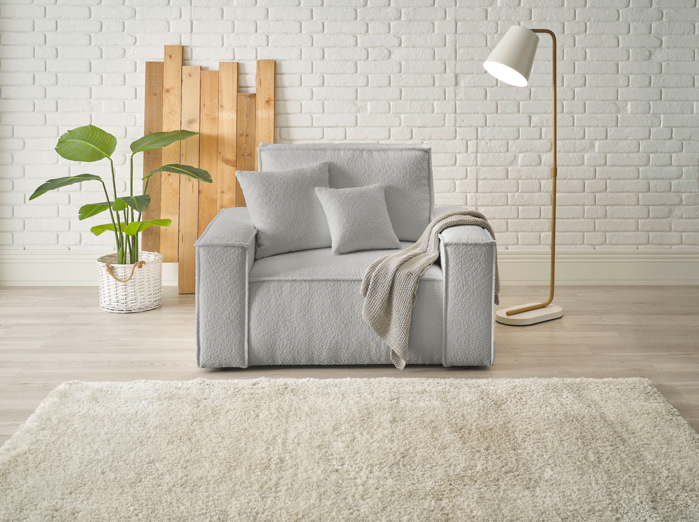 GOODproduct Loveseat »FINNLEY, XXL-Sessel, Lesesessel, trendige Stoffe, inkl. Zierkissen« 1 Stk. tlg. verfügbar in den Stoffqualitäten Bouclé, Struktur fein und Mega Cord