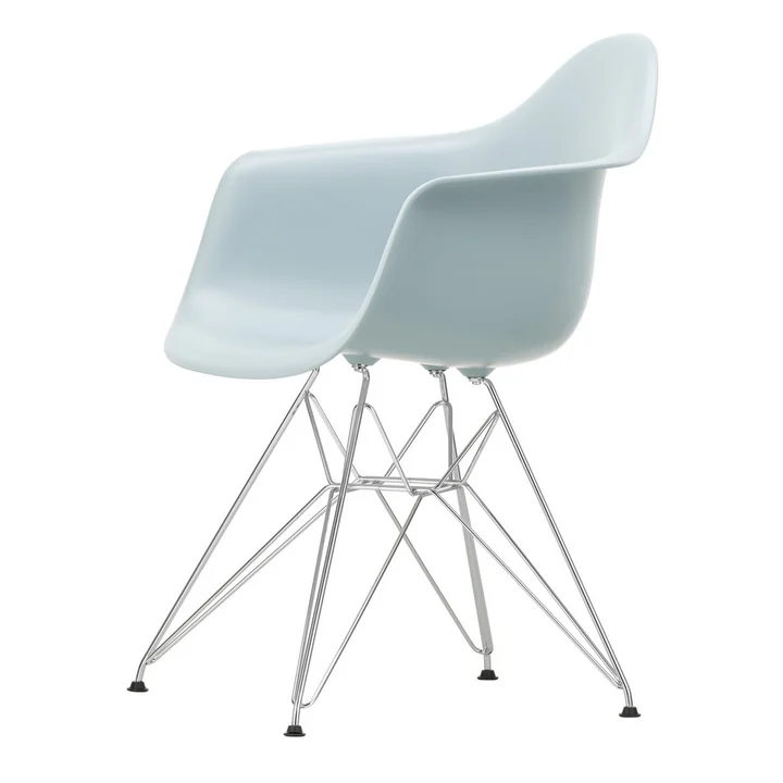 Vitra - Eames Plastic Armchair DAR RE, verchromt / eisgrau (Filzgleiter basic dark)