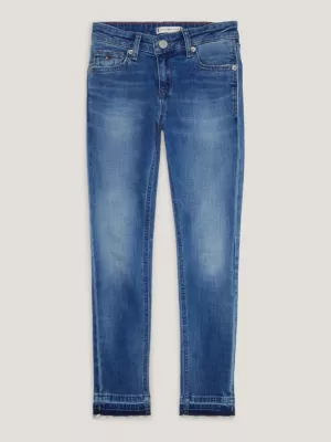Calça jeans Nora Skinny com barra desfiada e efeito desbotado