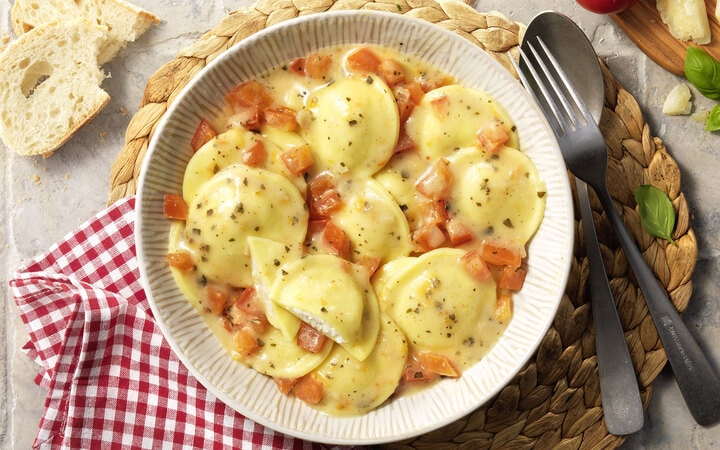 Gefüllte Lunette formaggio e pomodori (20505) | online bestellen!