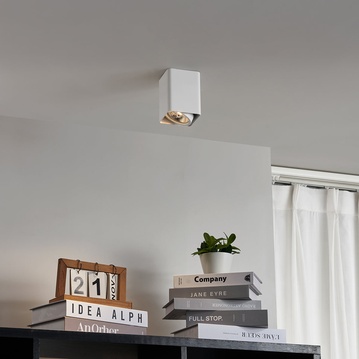 QAZQA Design opbouwspot wit GU10 70mm draai- en kantelbaar - Vox