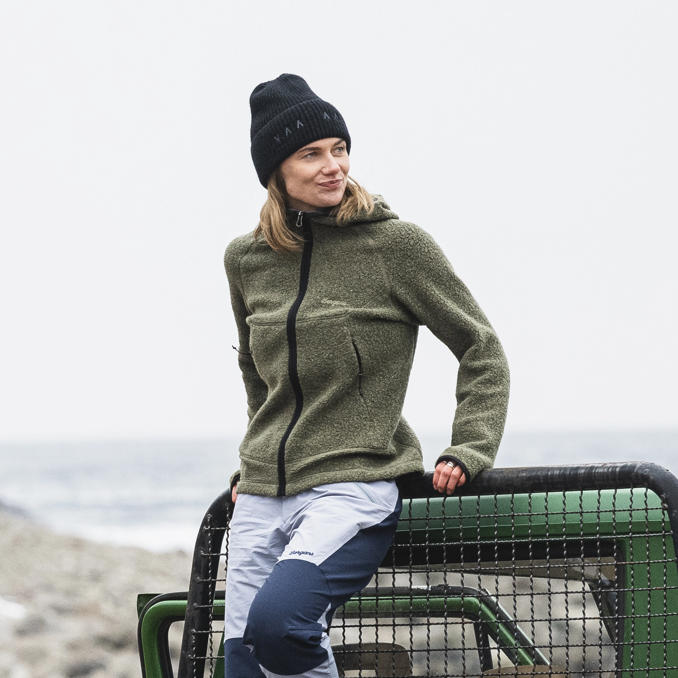 Vaagaa Merino Terry Midlayer Hoodie Women Green Mud