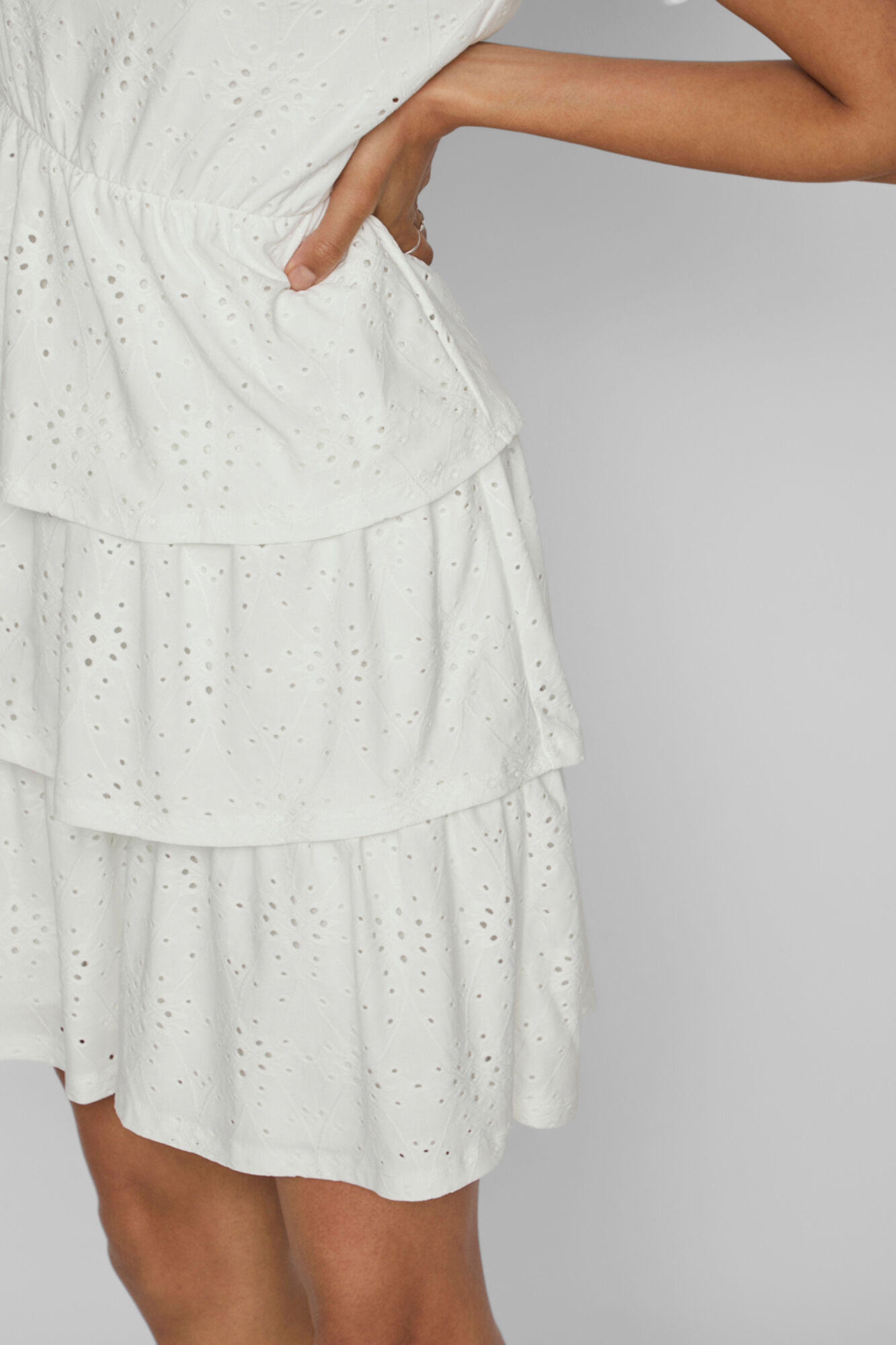Vestido curto vazado - Branco