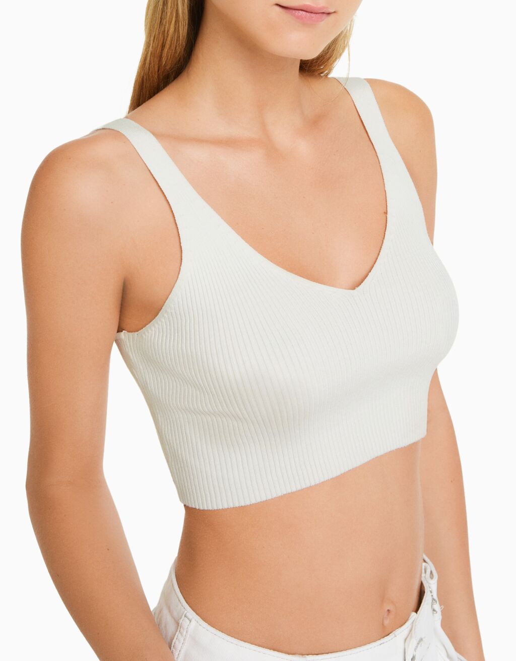 Blusa canelada com decote em V