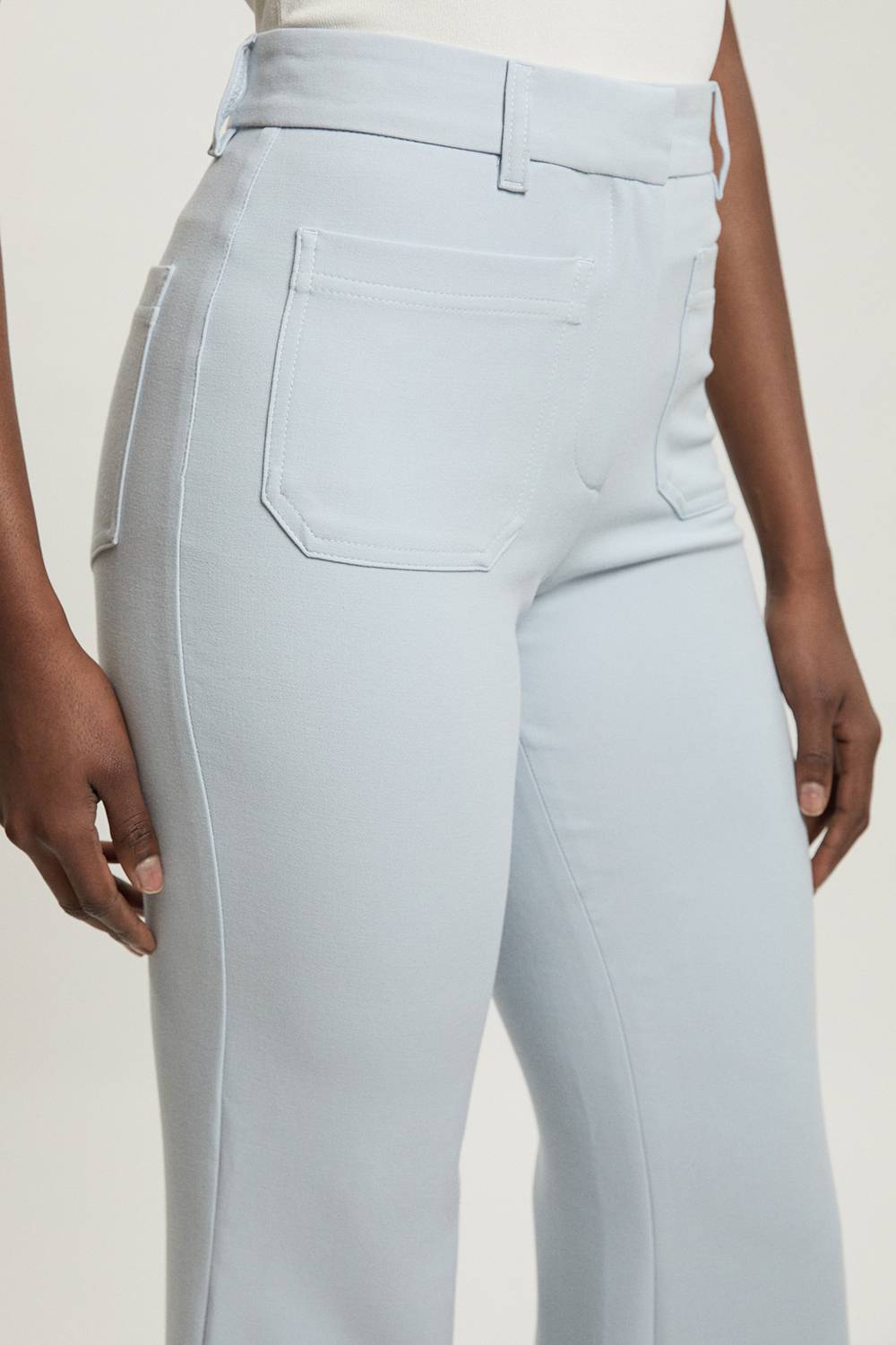 KarenMillen Pantalon Droit Petite À Poches En Tissu Stretch Compact