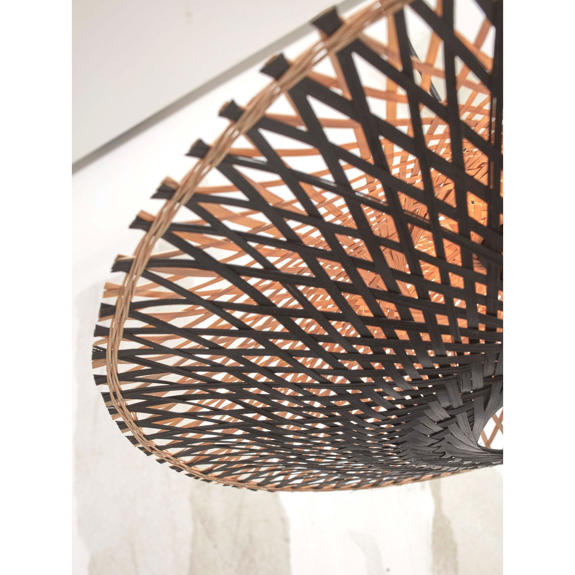 GOOD&MOJO Kalimantan Plafondlamp - Ã30cm - Zwart / Bamboe