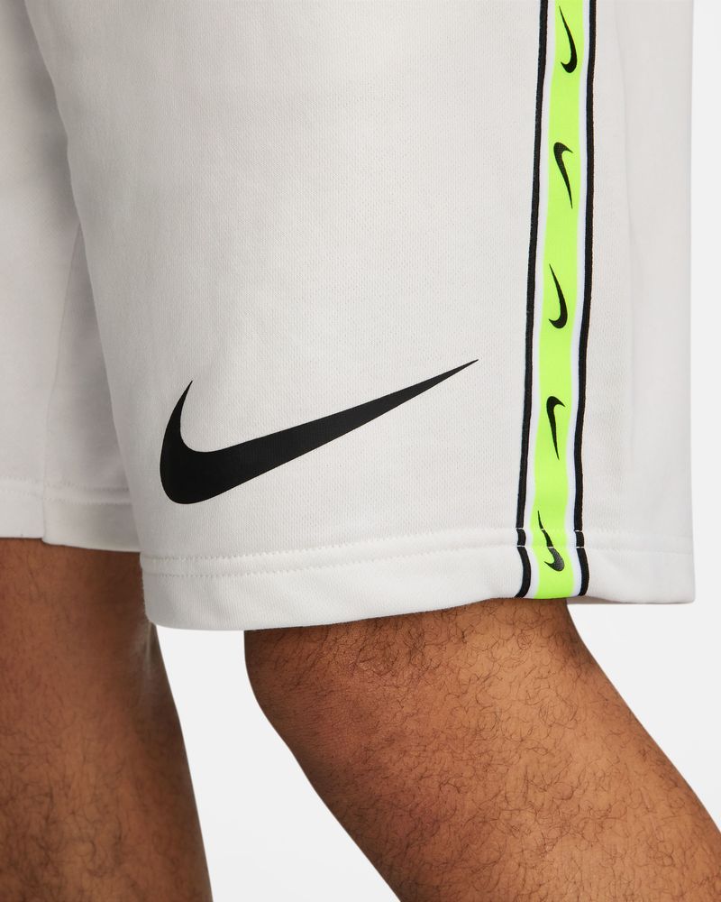 Short Nike Repeat Blanc pour homme