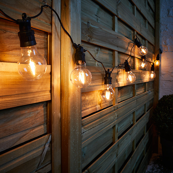Guirlande lumineuse LED connectée intérieure et extérieure blanc chaud câble noir 8 fonctions 17,85 m