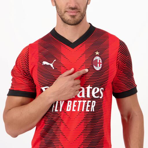 Camisa titular do AC Milan