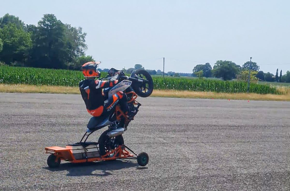 Motorrad Stunt Training Lübbecke