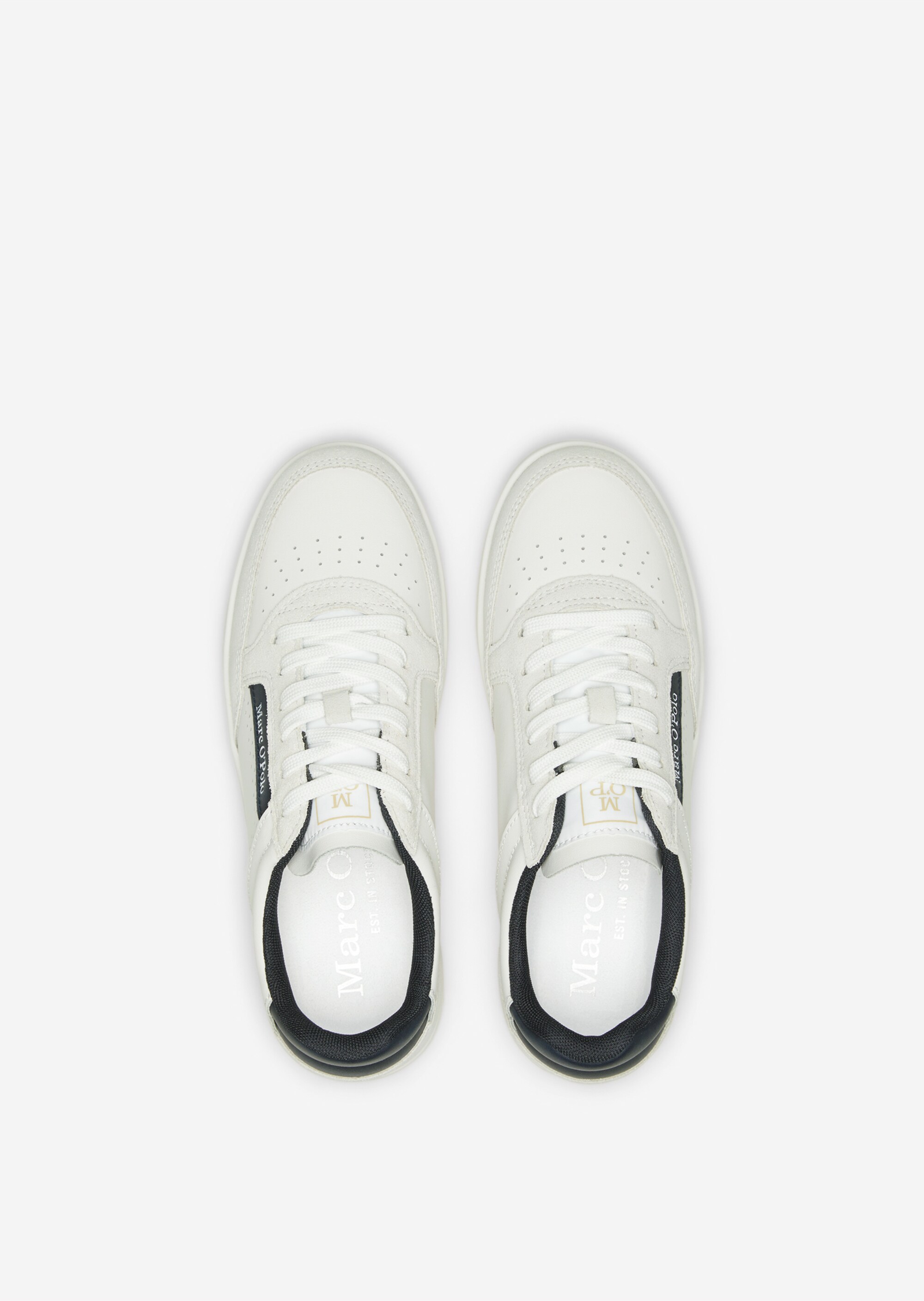 Court-Sneaker aus edlem Rindleder