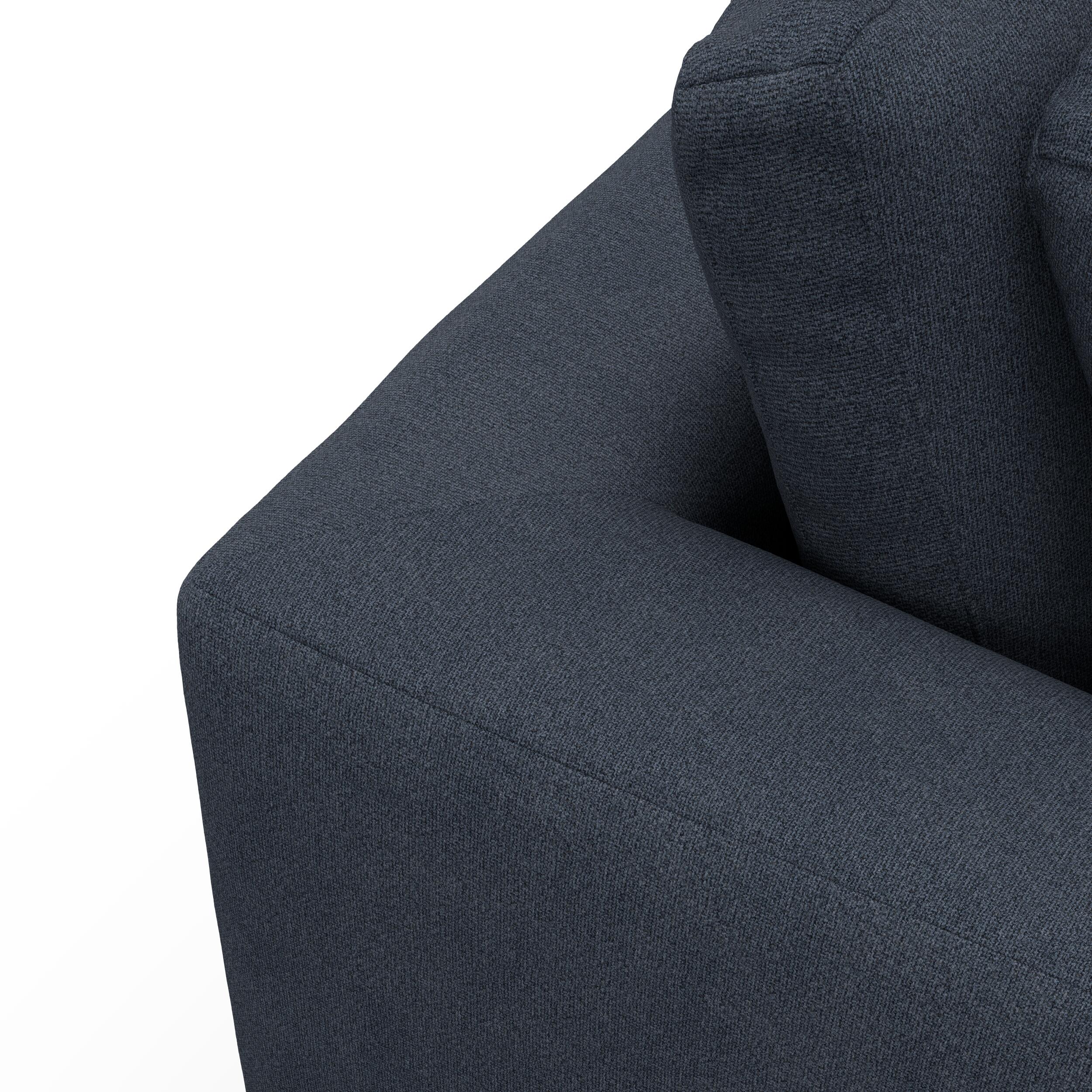 Angolo venstrevendt sofa med pufafslutning