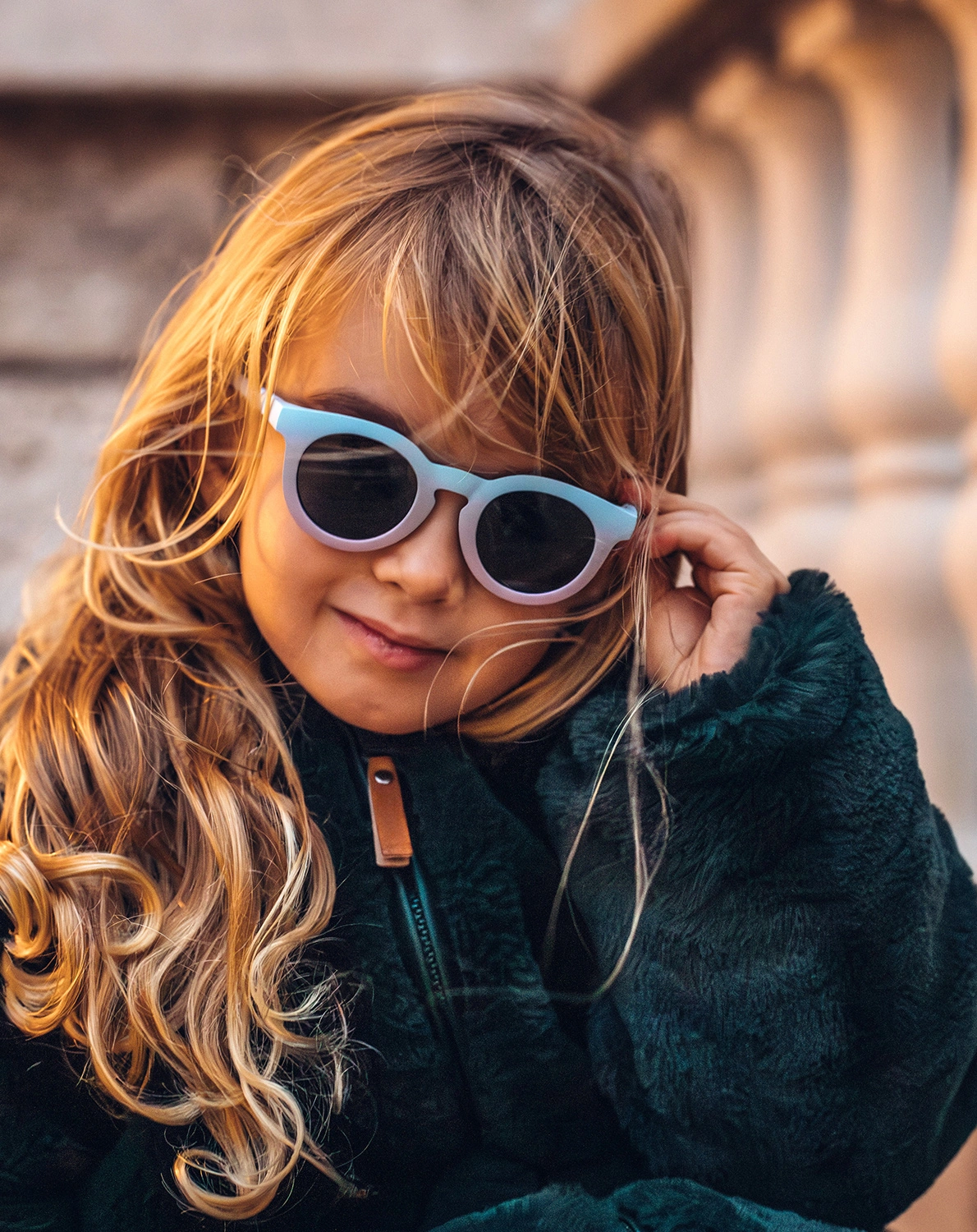 Sonnenbrille HAPPY in rainbow freeze