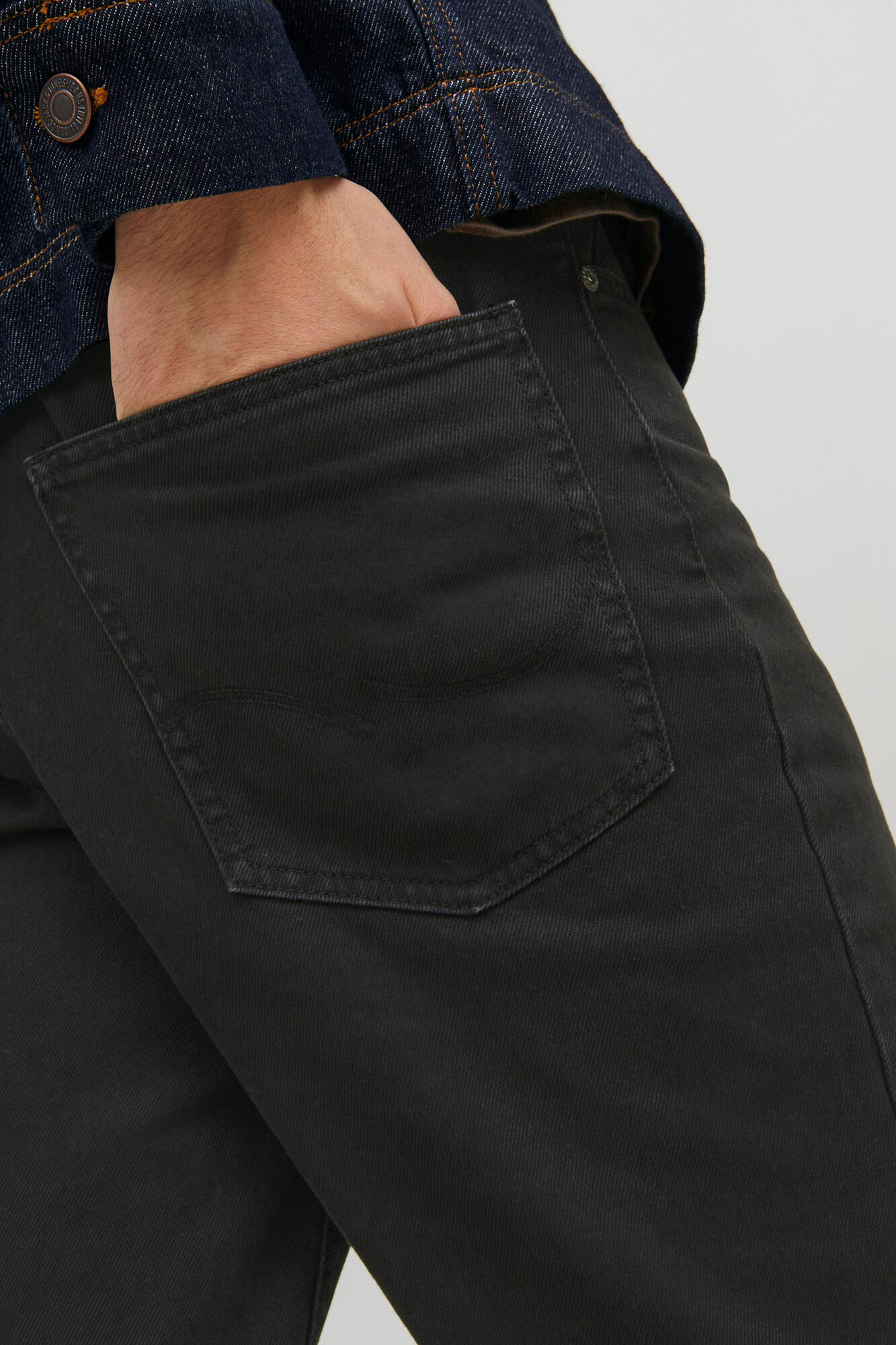Calça jeans Chris de corte relaxado