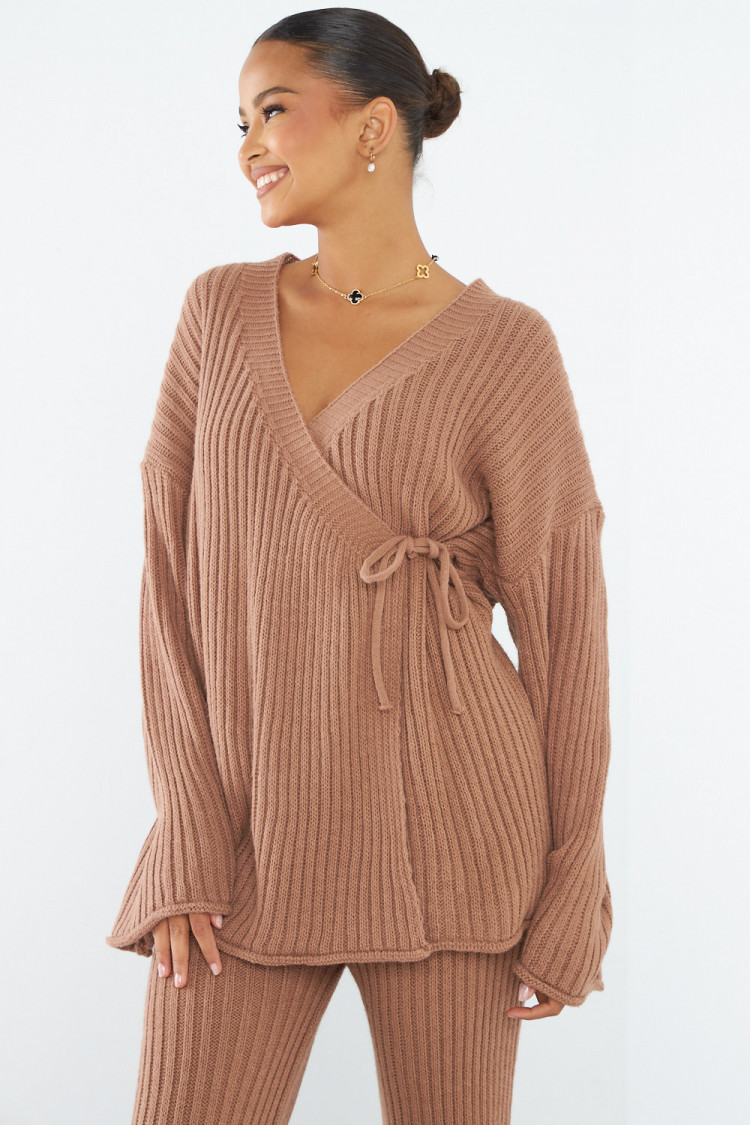 Ensemble 2 pièces gilet croisé + pantalon marron en maille