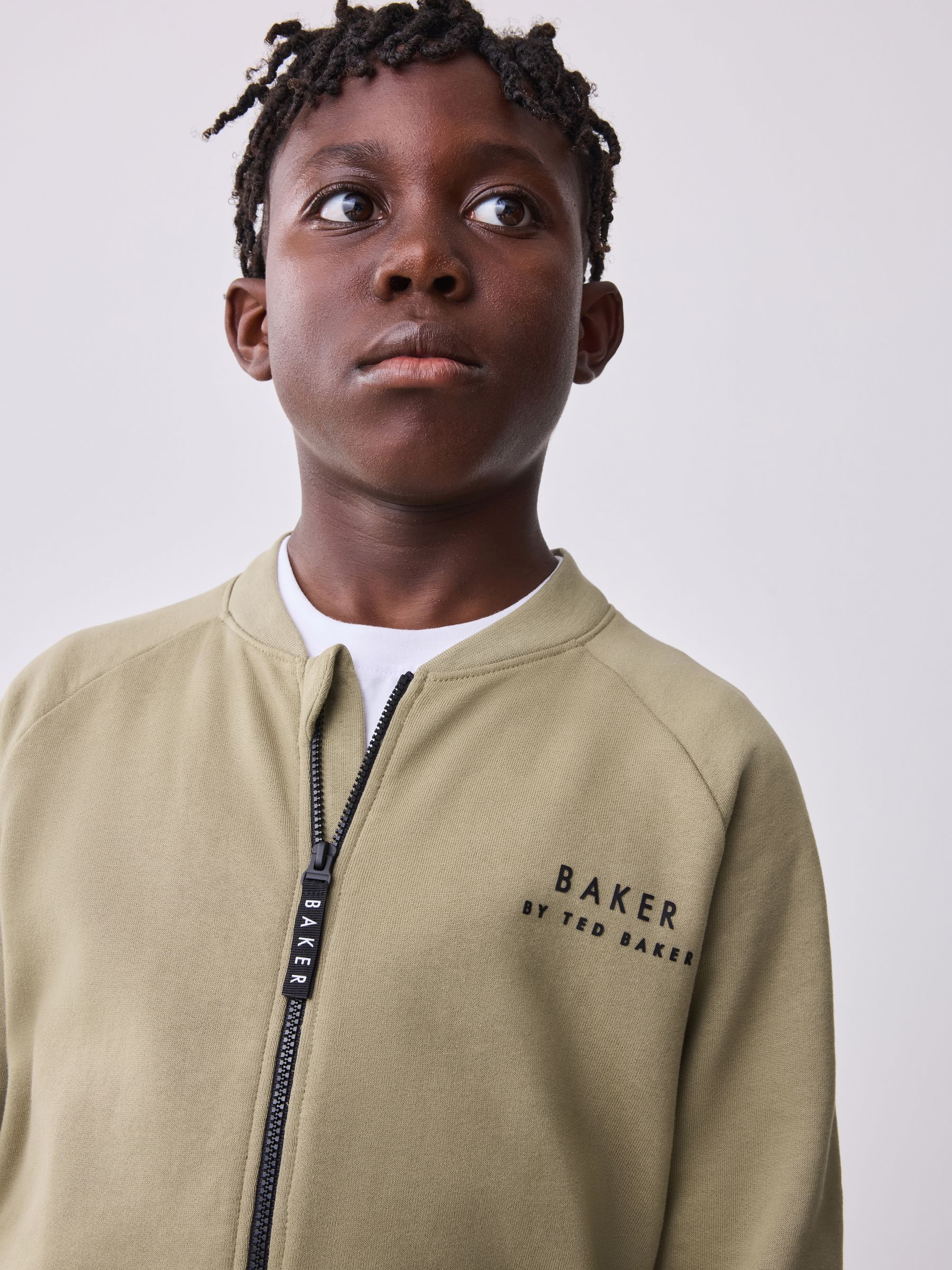 Kakigroen - Baker by Ted Baker Bomber Jacket, T-Shirt and Joggers 3 Piece Set