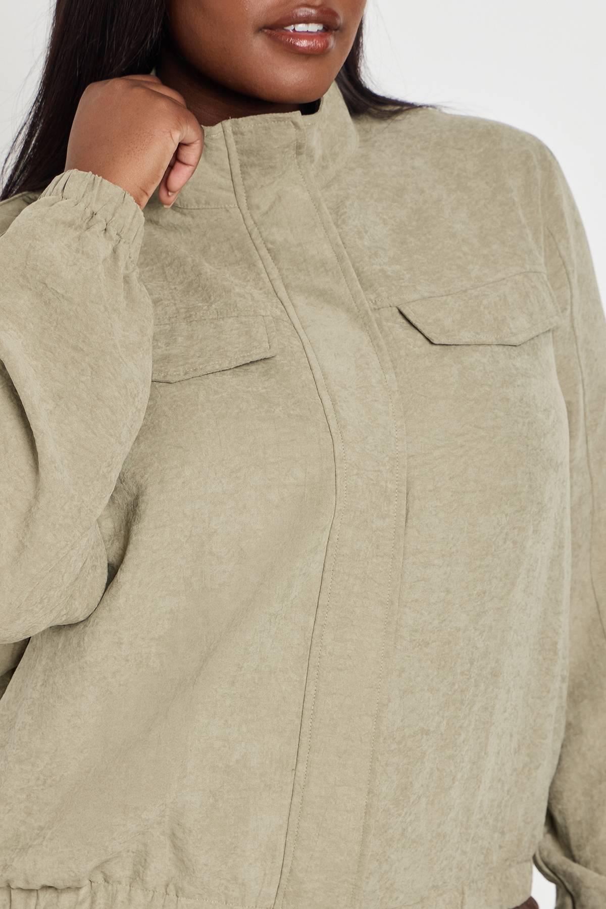 boohoo Veste Zippée Grande Taille Col Montant En Tissu Pêche