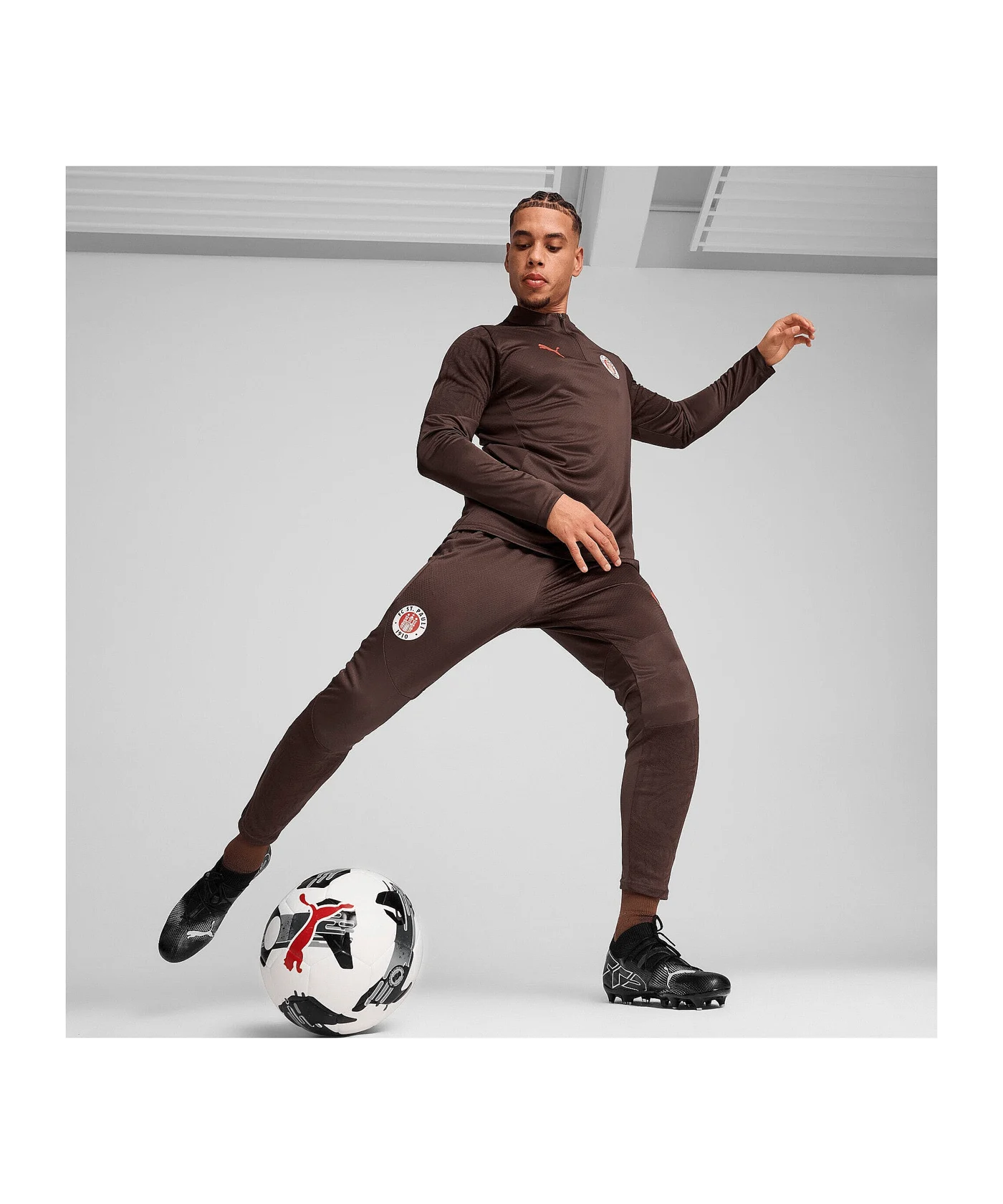 PUMA FC St. Pauli Trainingshose Braun F05