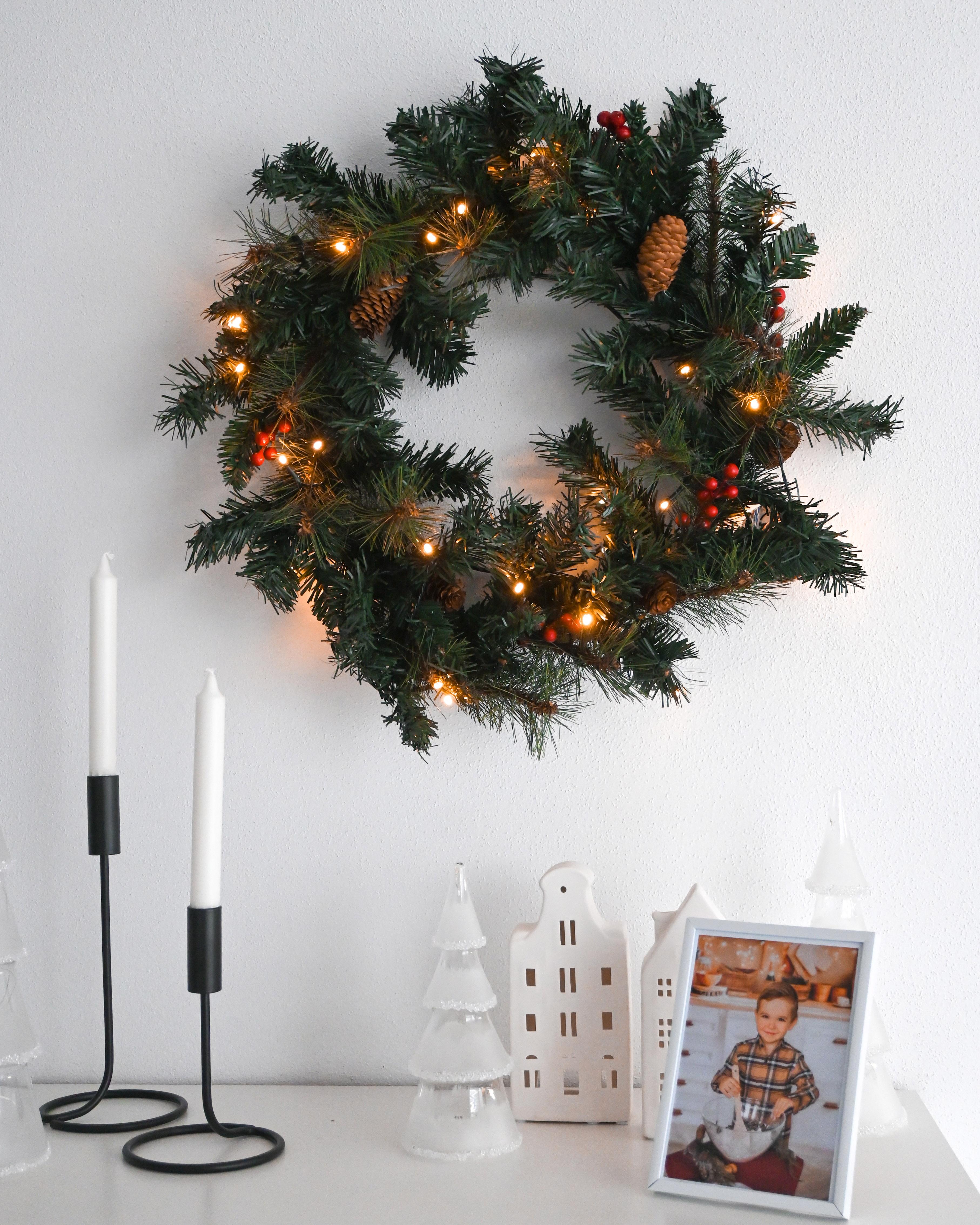 Kerstkrans LED TENALA Groen 60 cm