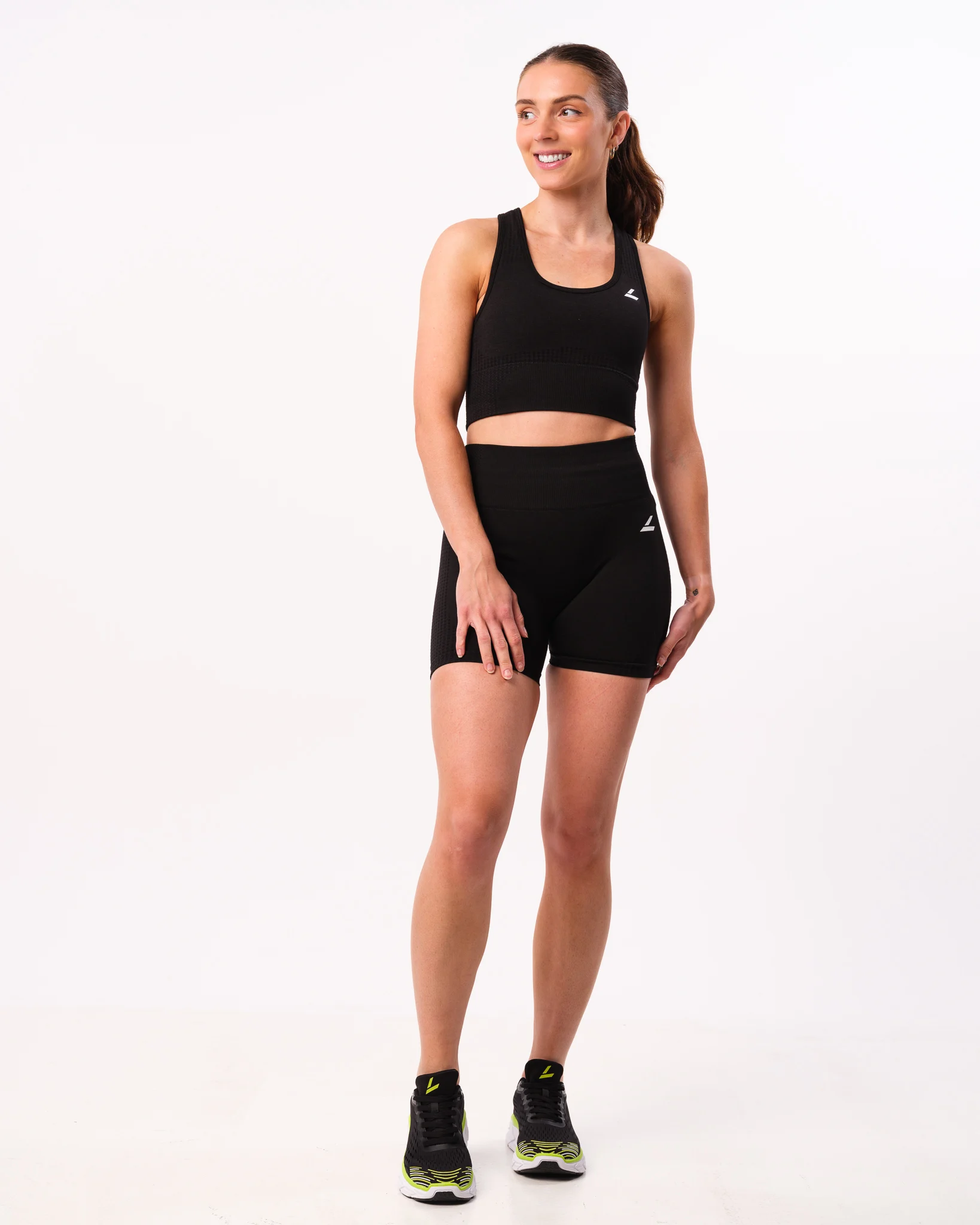 LEVITY Phase Seamless Shorts Black Melange