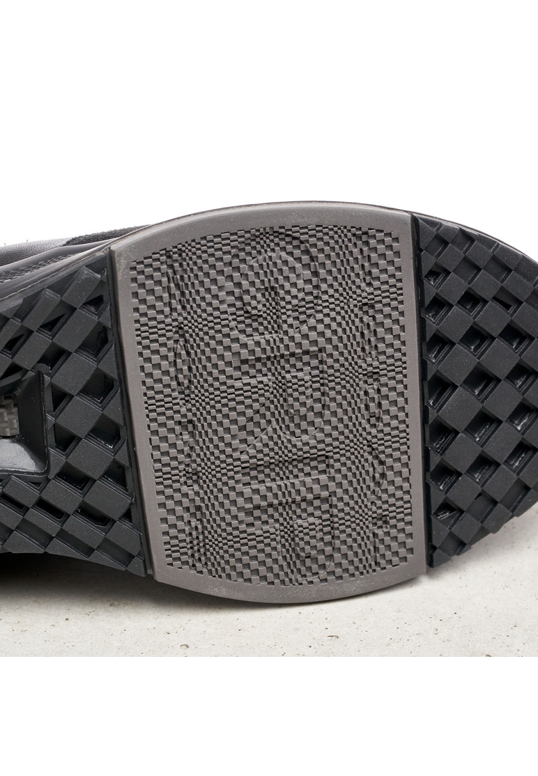 SNEAKER Schwarz