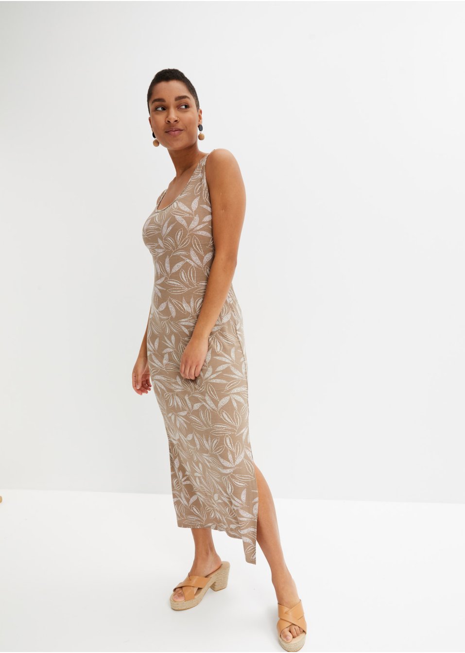 Robe longue avec fente avec viscose