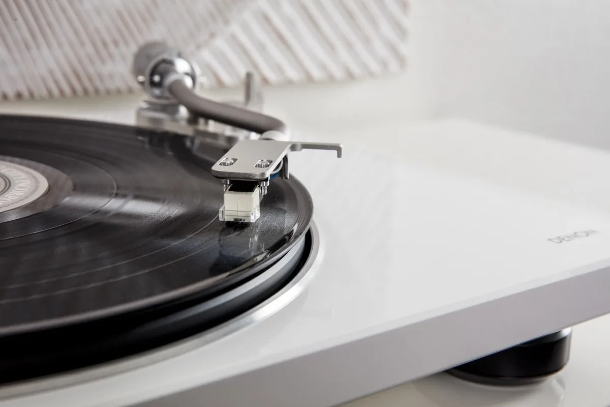 Denon DP-400 Blanc Platines vinyle hi-fi